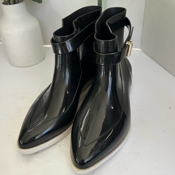 Jason Wu x Melissa Ankle High Rubber Black Rain Boots. Size 7 - Picture 5 of 9